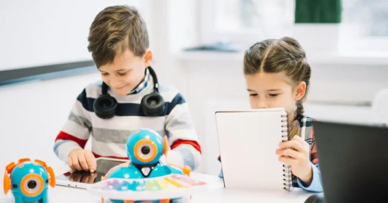 Como Usar a Tecnologia para Estimular o Potencial das Crianças de Forma Divertida