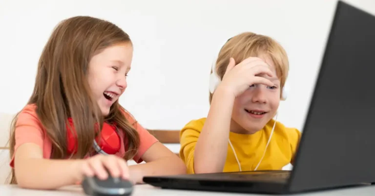 Brincadeiras Digitais que Ajudam no Desenvolvimento Cognitivo das Crianças